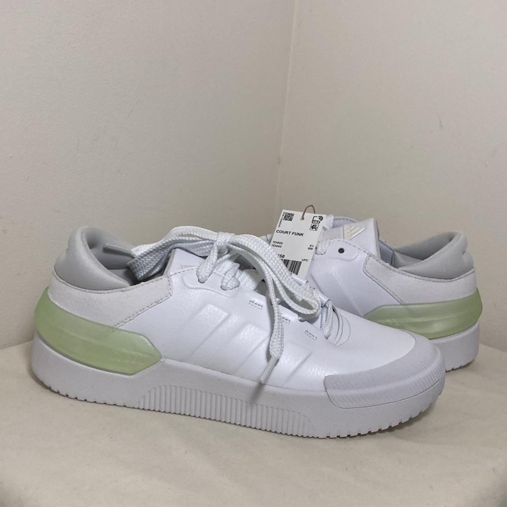 Adidas Women’s Court Funk Tennis Shoes White Green 8 NWT